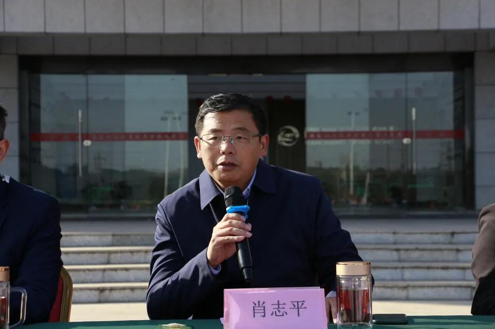 南昌向遠(yuǎn)軌道技術(shù)學(xué)校舉行2020-2021學(xué)年國家獎學(xué)金頒獎儀式