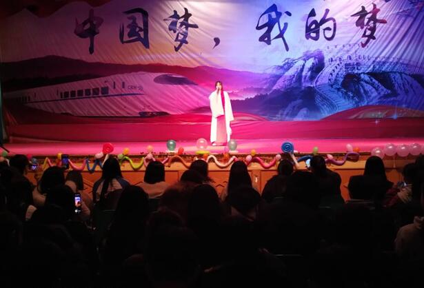 南昌向遠軌道技術(shù)學(xué)校向塘校區(qū)“我要上元旦晚會”投票開始啦！