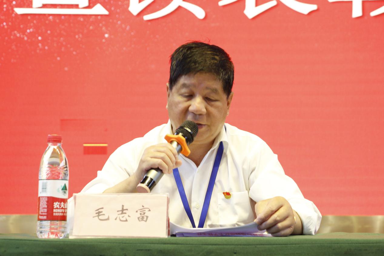 南昌向遠(yuǎn)軌道技術(shù)學(xué)校召開市教學(xué)能力大賽、技能大賽表彰大會