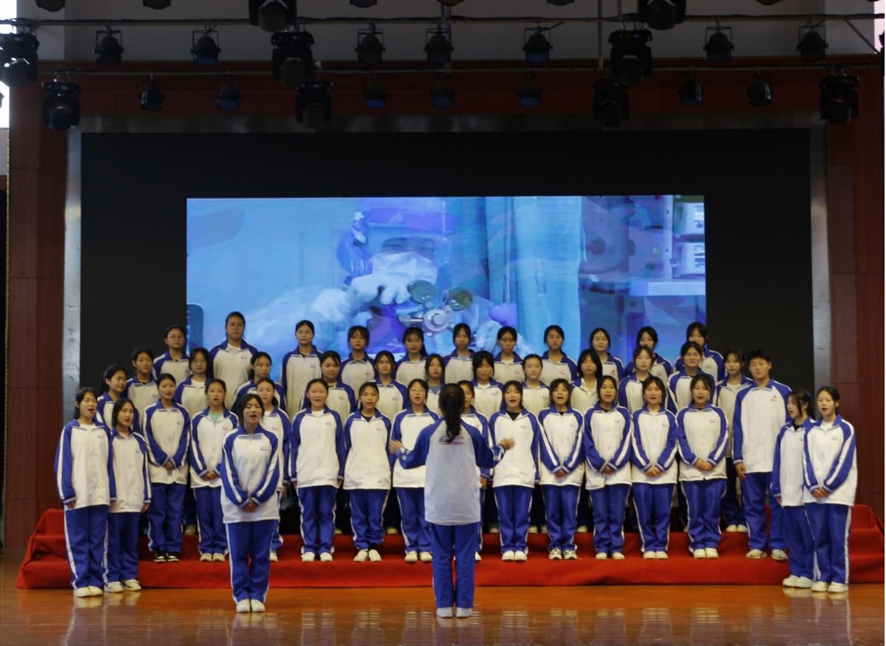 南昌向遠(yuǎn)軌道技術(shù)學(xué)校開展“慶祝建團(tuán)百年，唱響青春贊歌”大合唱比賽