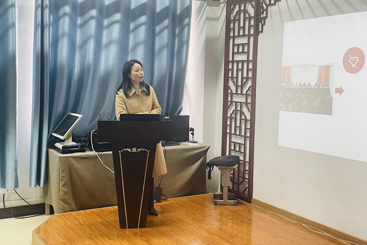 南昌向遠(yuǎn)軌道技術(shù)學(xué)校召開(kāi)2023年新學(xué)期工作匯報(bào)交流會(huì)