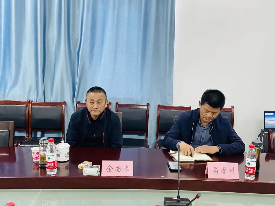 全國(guó)知名德育教育專(zhuān)家翁孝川、余國(guó)良再次來(lái)南昌向遠(yuǎn)軌道技術(shù)學(xué)校調(diào)研指導(dǎo)工作