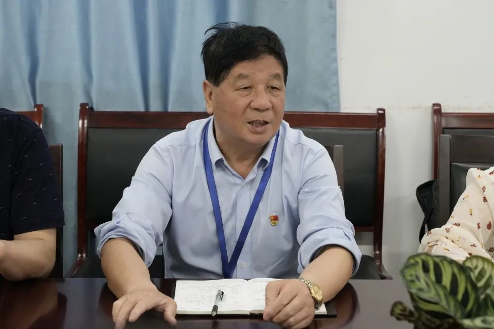 南昌向遠軌道技術學校黨政領導干部理論學習報道