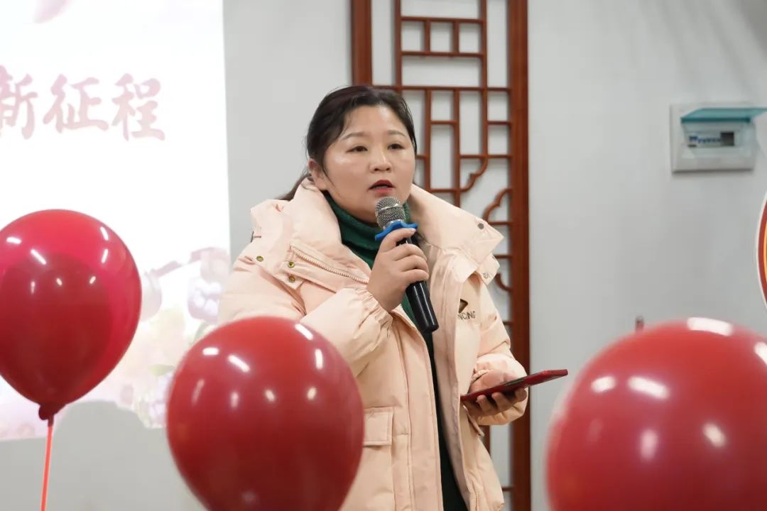 南昌向遠(yuǎn)軌道技術(shù)學(xué)校熱烈慶祝“三八”國際勞動?jì)D女節(jié)
