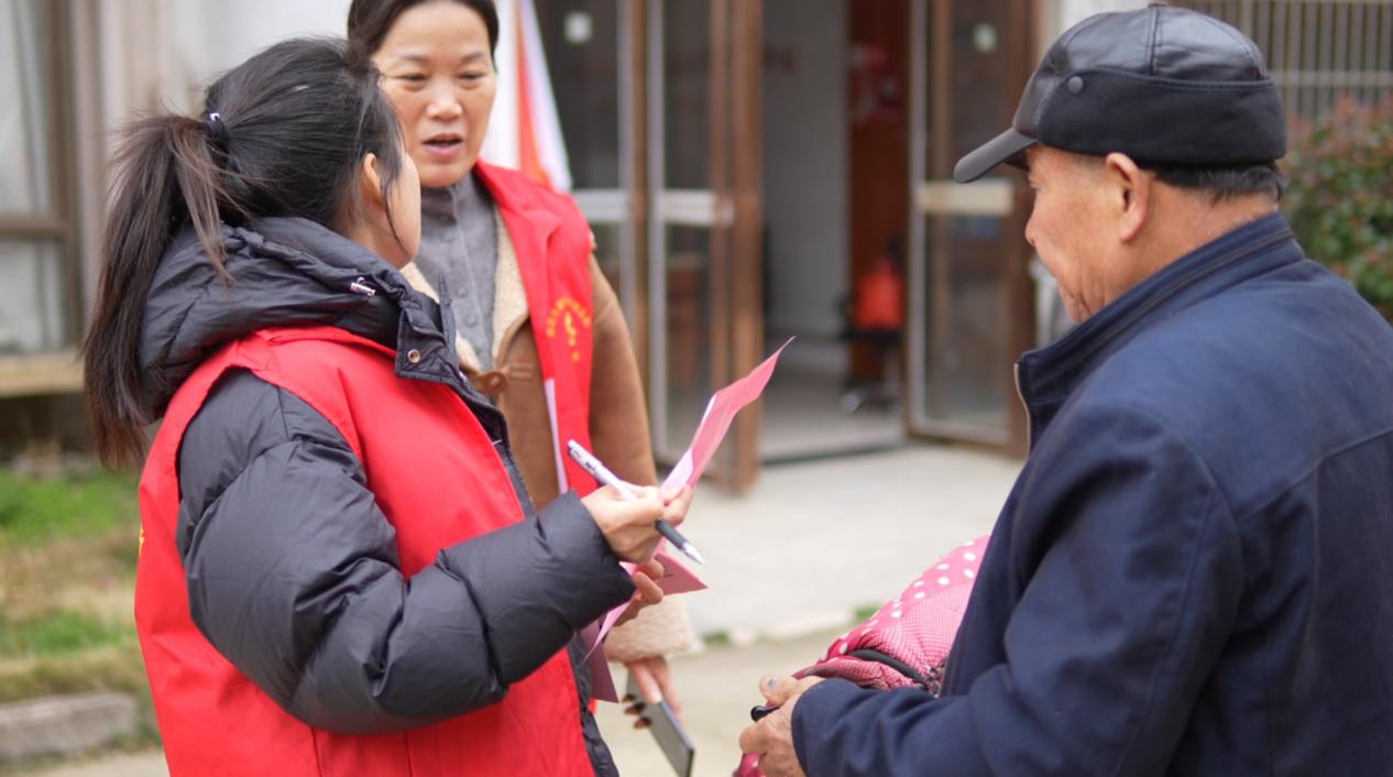 南昌向遠(yuǎn)軌道技術(shù)學(xué)校志愿服務(wù)節(jié)暨學(xué)雷鋒活動月啟動儀式隆重舉行