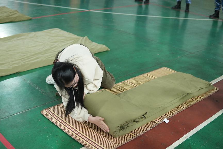 南昌向遠(yuǎn)軌道技術(shù)學(xué)校首屆班主任節(jié)班主任風(fēng)采展示之疊被子大賽圓滿落幕
