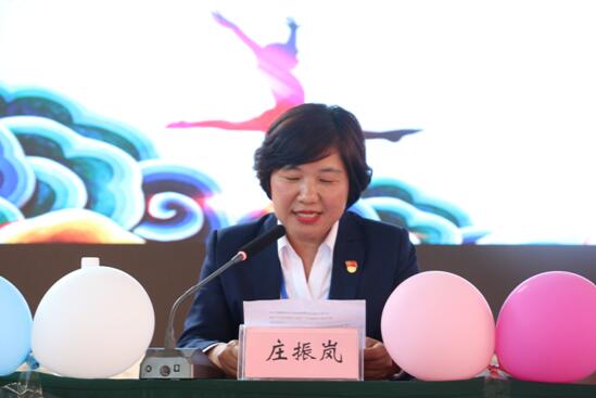 南昌向遠(yuǎn)軌道技術(shù)學(xué)校第一屆校園文化節(jié)順利開(kāi)幕