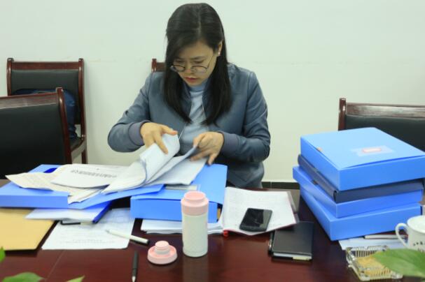 南昌市教育局督導(dǎo)評估工作組一行蒞臨南昌鐵路學(xué)校檢查指導(dǎo)工作！