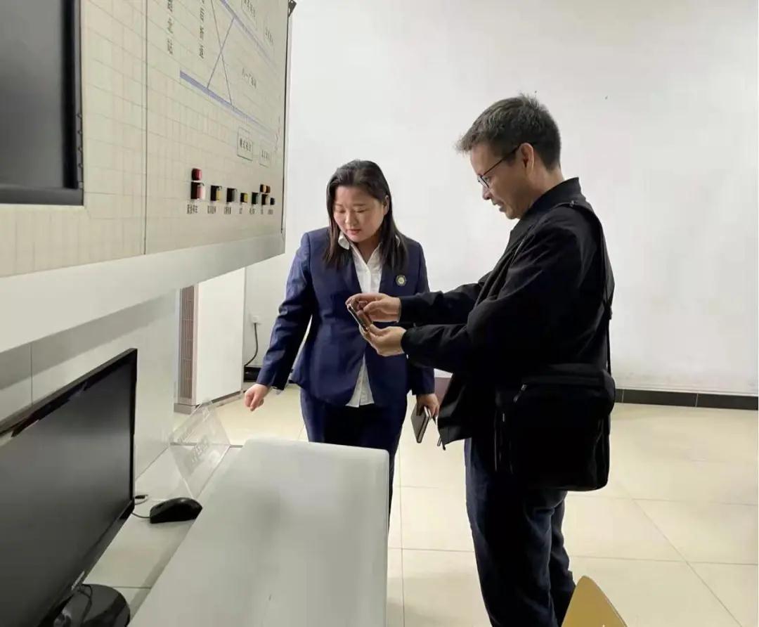 江西機電職業(yè)技術學院一行蒞臨南昌向遠軌道技術學校調(diào)研指導