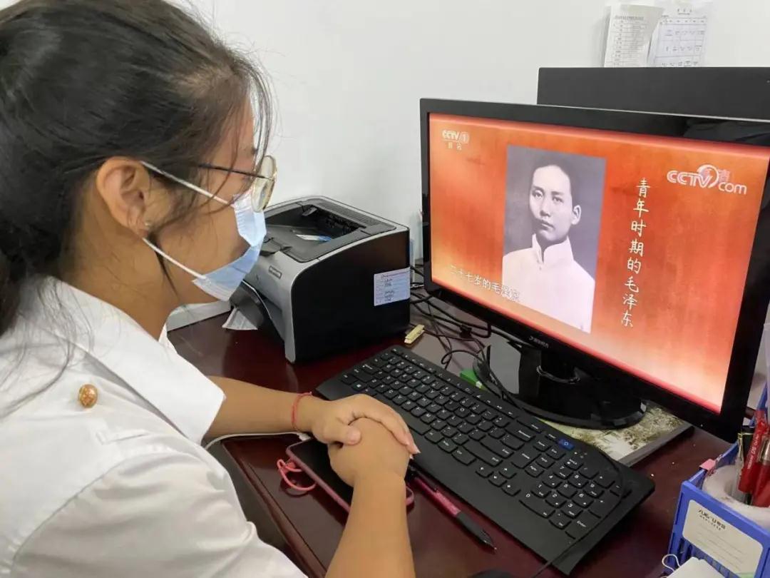 理想照耀未來‖南昌向遠軌道技術學校組織全體師生觀看“開學第一課”