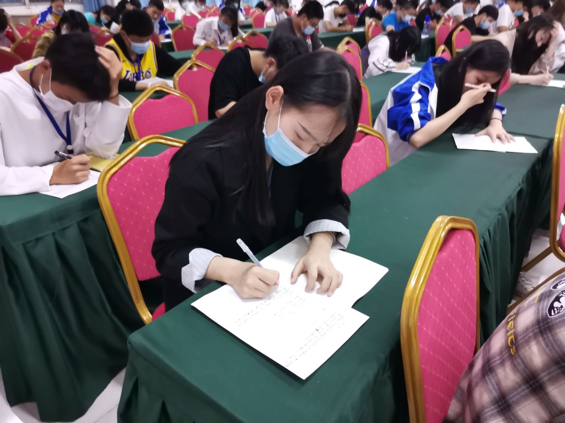 南昌向遠軌道技術(shù)學(xué)校舉行第十期團校結(jié)業(yè)考試