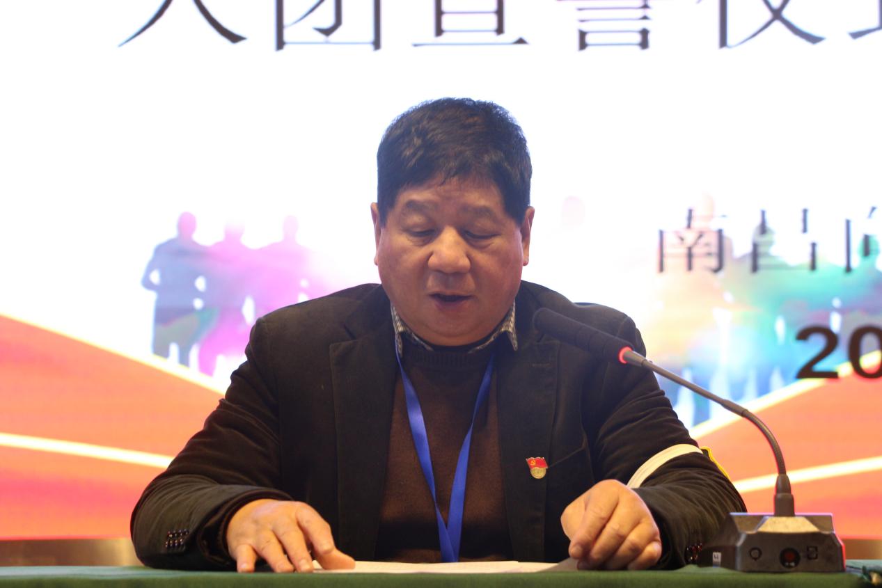 南昌向遠(yuǎn)軌道技術(shù)學(xué)校開(kāi)展紀(jì)念“一二·九”運(yùn)動(dòng)85周年活動(dòng)暨2020年下半年新團(tuán)員入團(tuán)宣誓儀式