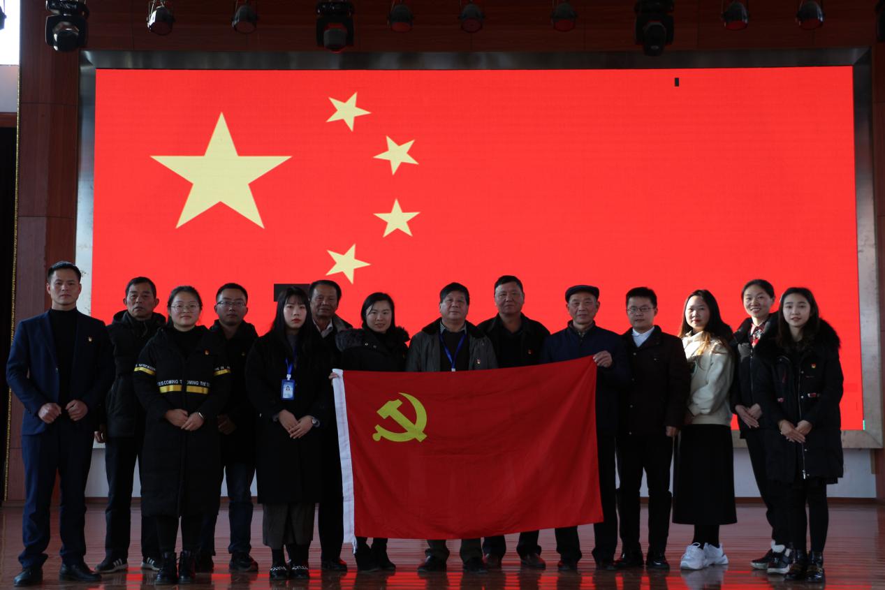 傳承民族魂，紅色愛國心南昌向遠(yuǎn)軌道學(xué)校黨支部書記等黨員熱議 一二·九愛國運動精神