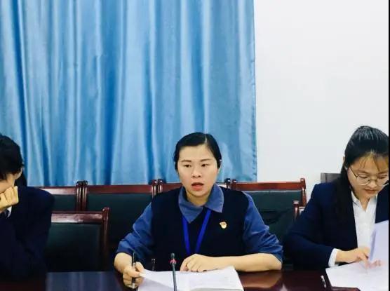 南昌向遠軌道技術學校黨支部召開接收預備黨員大會